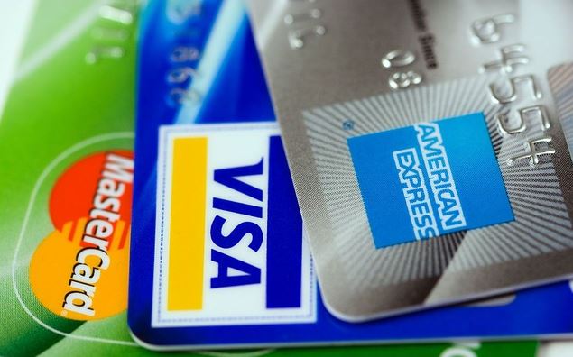 Kreditkarten: Visa, MasterCard und Amex